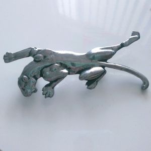 Vintage silver tone Jaguar pendant brooch